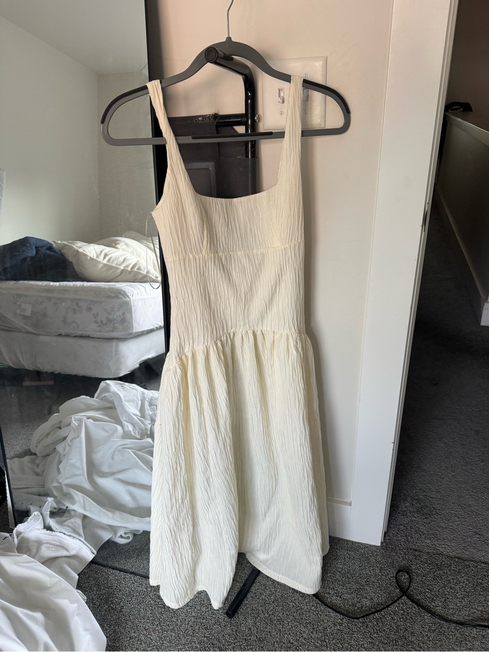 Zara Cream Sleeveless Midi Dress